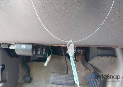 2003 GMC Sierra 1500 Denali z USA, uszkodzony, nr VIN 2GTFK69UX31300635